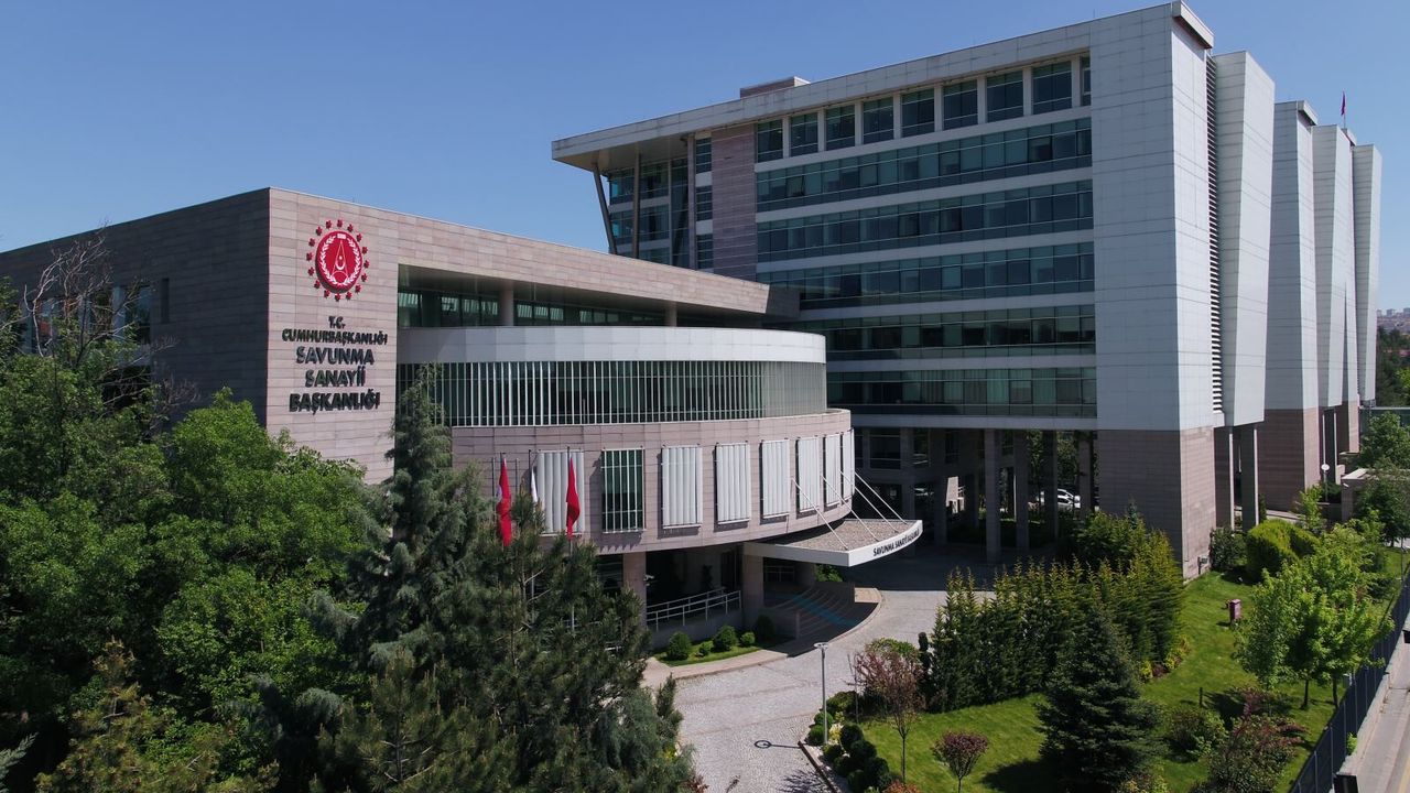 Savunma Sanayii Başkanlığı 13 farklı pozisyonda bilişim personeli alacak