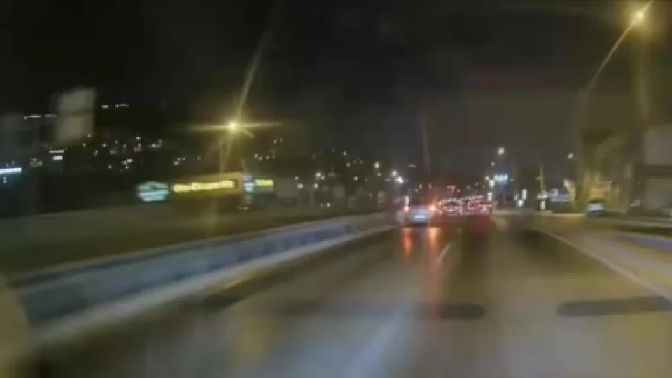 Bursa'da otomobilin çarptığı yaya olay yerinden koşarak kaçtı