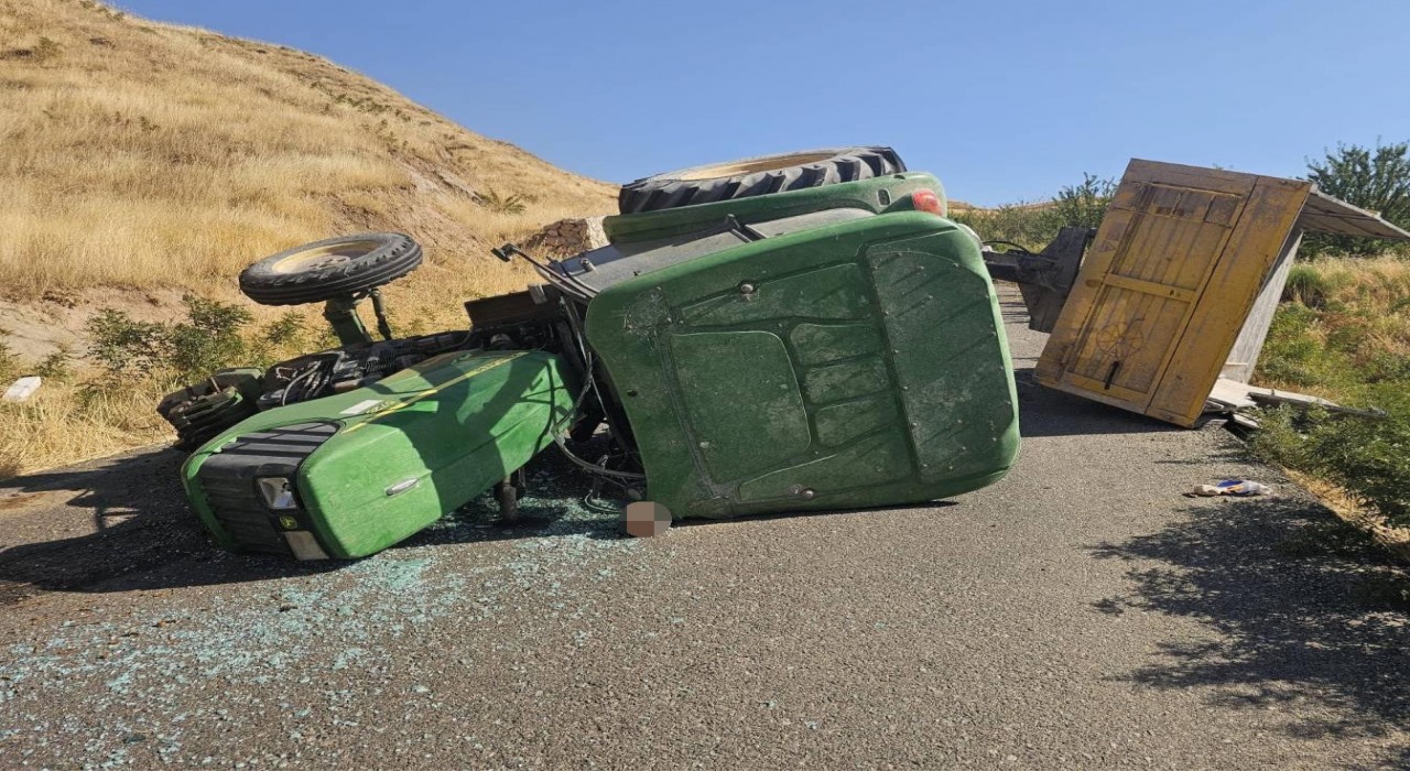 Siirt'in Kurtalan ilçesinde traktör devrildi: 4 yaralı