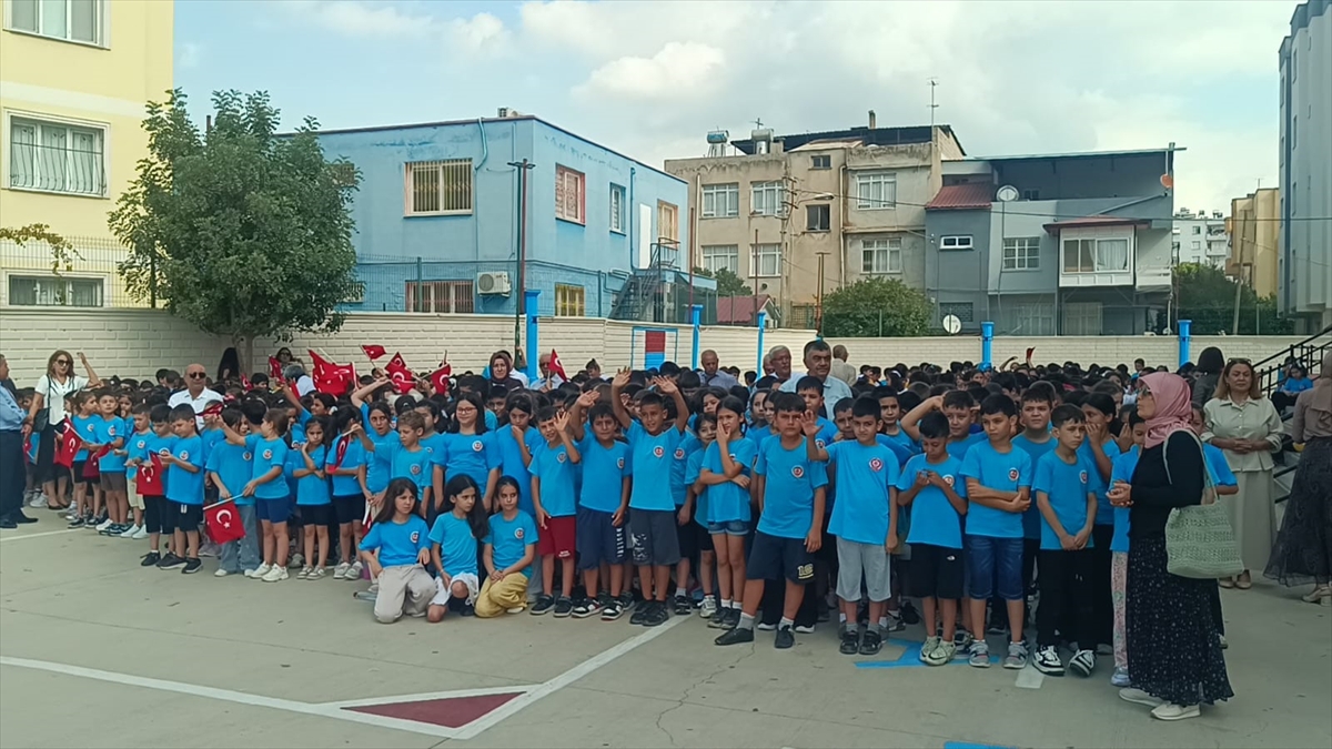 Kozan'da İlköğretim Haftası kutlamaları düzenlendi