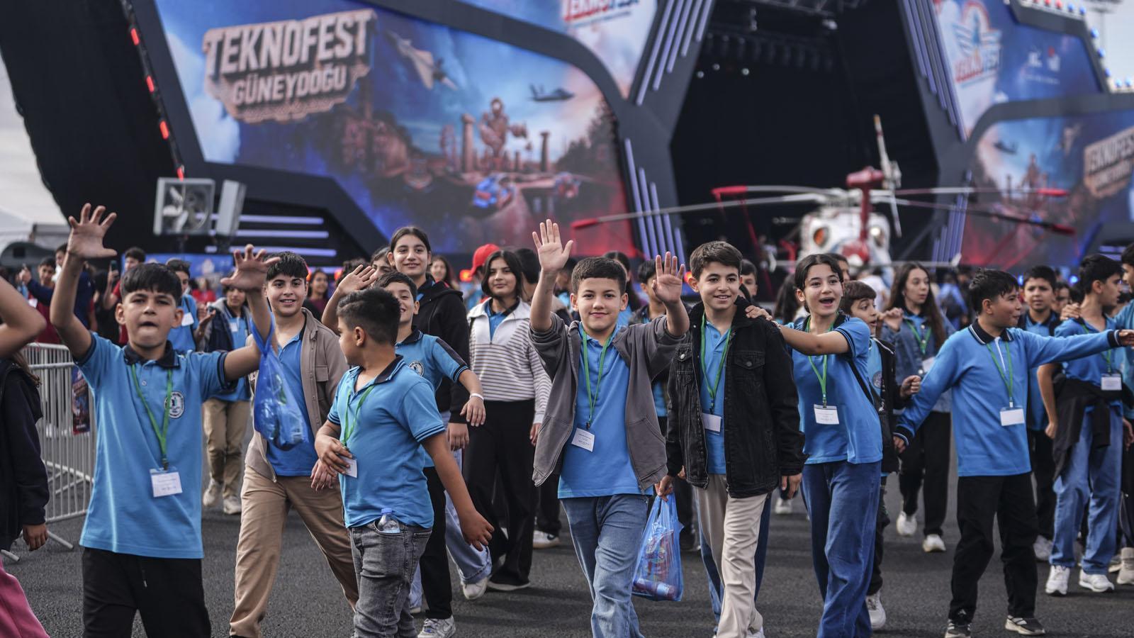 TSE, TEKNOFEST Güneydoğu standında kablo direnci deneyleri gerçekleştiriyor