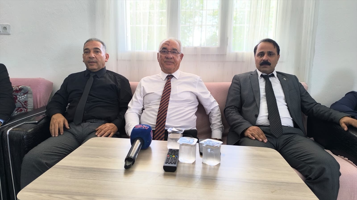 DSP Genel Başkanı Önder Aksakal Şanlıurfa'nın Suruç ilçesini ziyaret etti