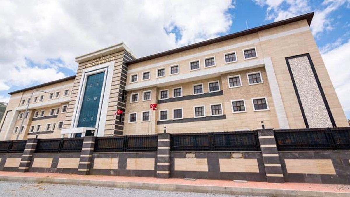 Hikmet Ataman Bitlis İl Emniyet Müdürü olarak atandı