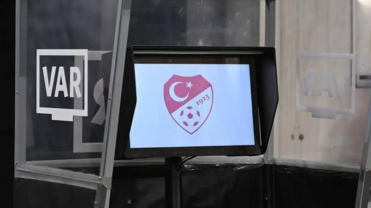 Konyaspor-Trabzonspor maçının VAR hakemi Matej Jug olarak açıklandı