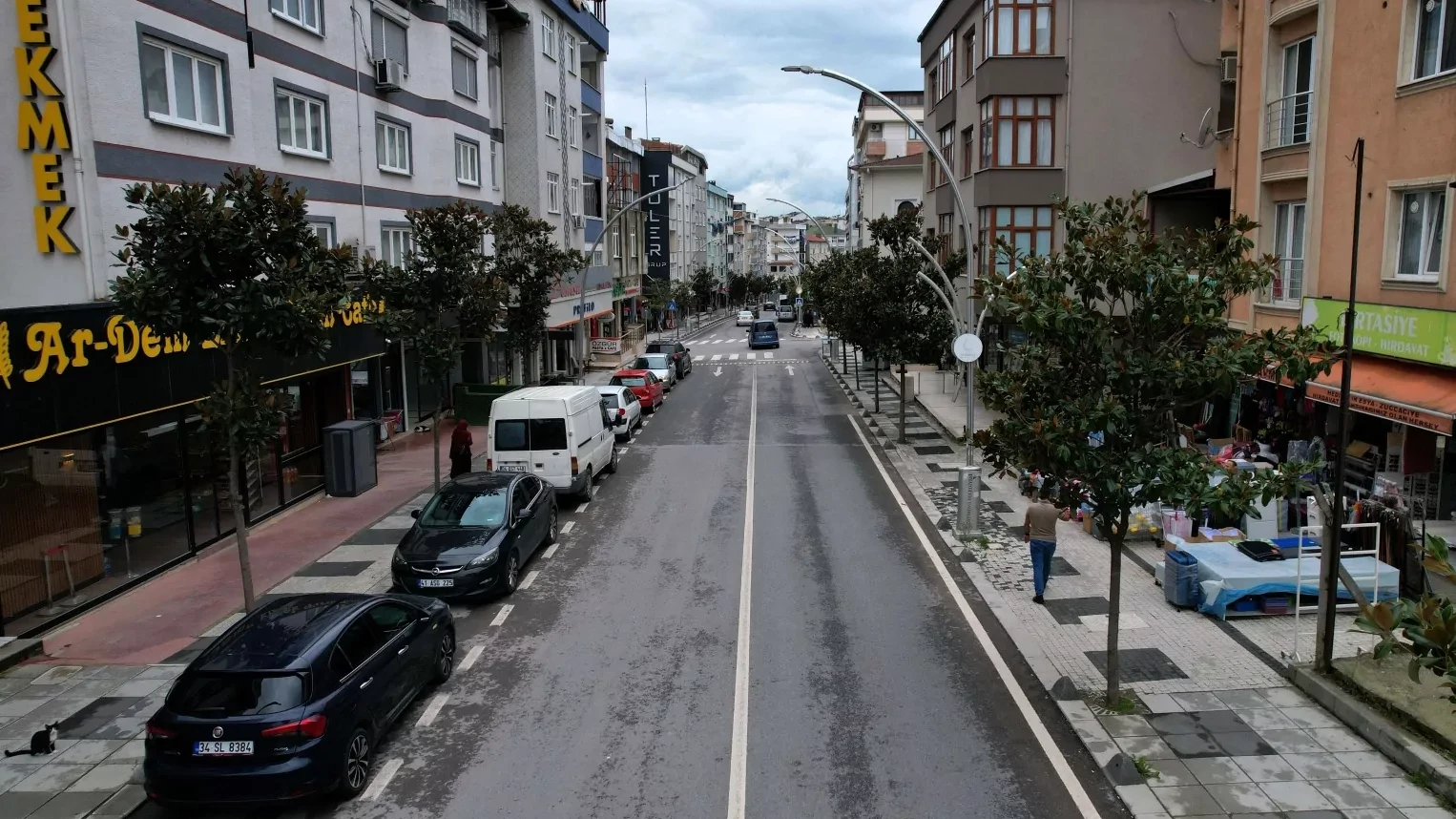 Kocaeli Çayırova'da Adnan Kahveci Caddesi 25 milyon liraya yenilendi