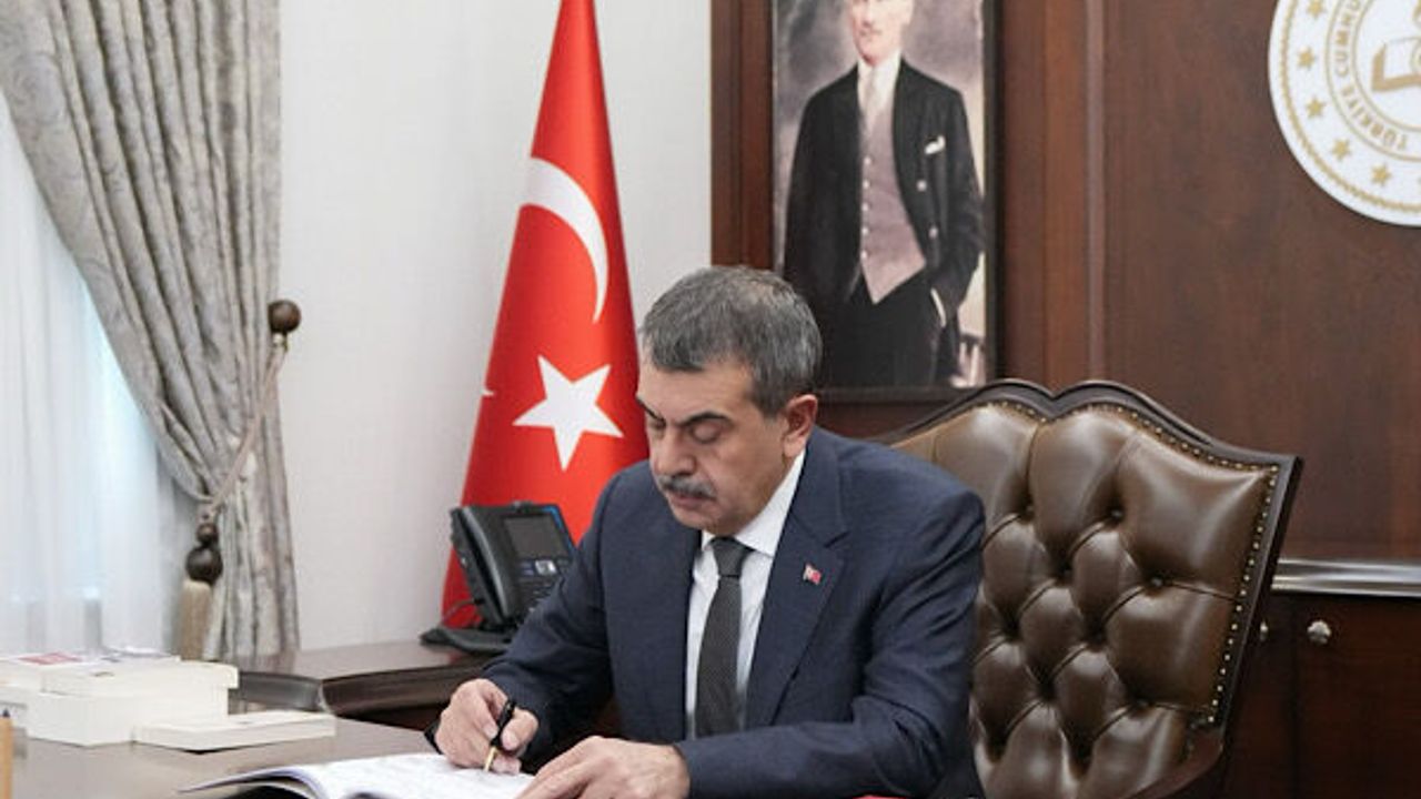 Bakan Tekin 30 Ağustos Zafer Bayramı dolayısıyla mesaj yayımladı