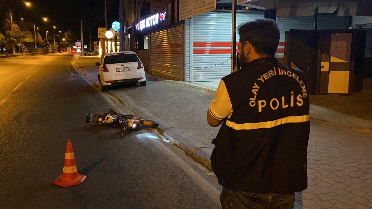 Nazilli'de hafif ticari araç ile elektrikli bisiklet çarpıştı
