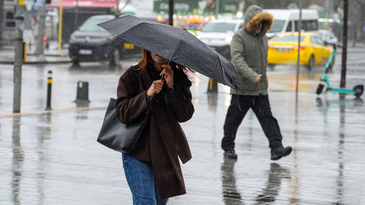 İstanbul'da Salı ve Çarşamba günleri sağanak yağış bekleniyor
