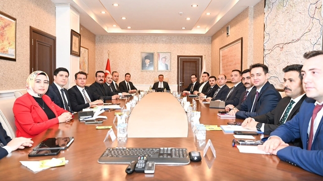 Erzurum Valisi Aydın Baruş başkanlığında kaymakamlar toplantısı yapıldı