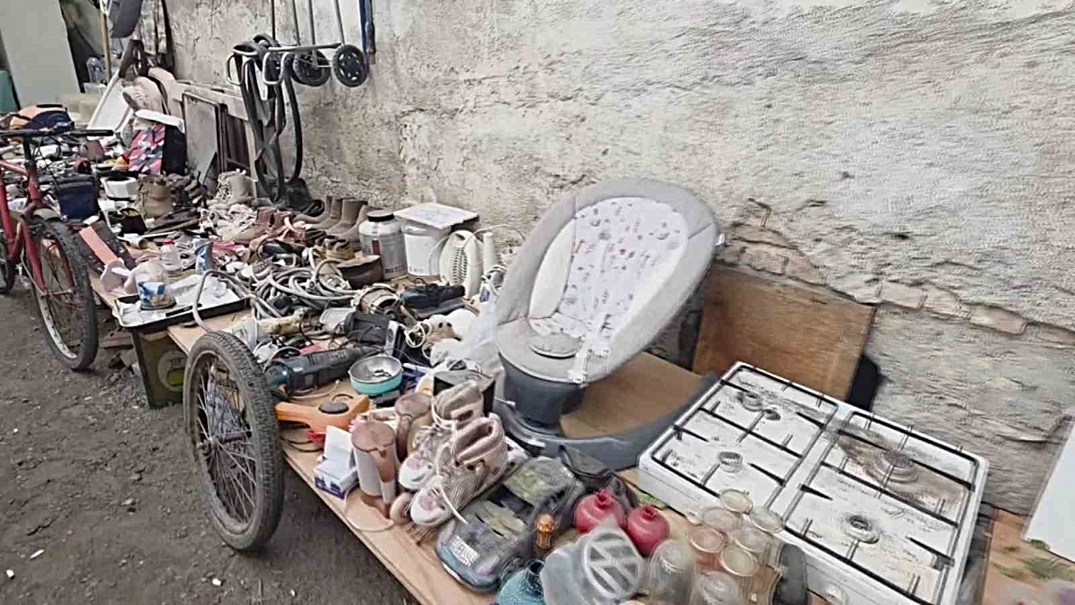 Kütahya'da atık ürünler temizlenerek yeniden satışa sunuluyor