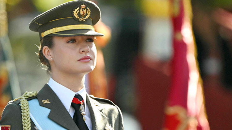İspanyol Kraliyet Ailesi Ulusal Gün Törenlerinde Bir Araya Geldi