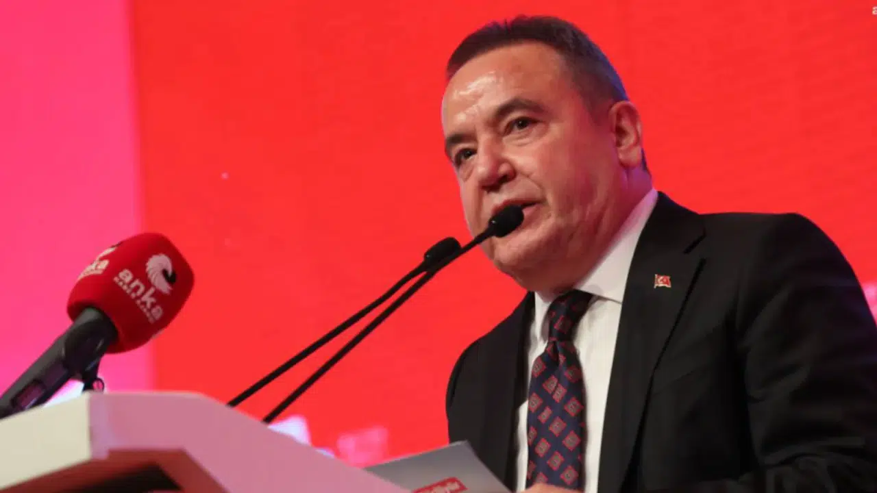 Muhittin Böcek hakkında fuhuş ve istihdam suistimali iddiasıyla soruşturma