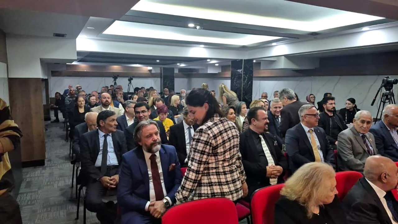 Azerbaycan eski milletvekili Ganire Paşayeva Ankara'da anıldı