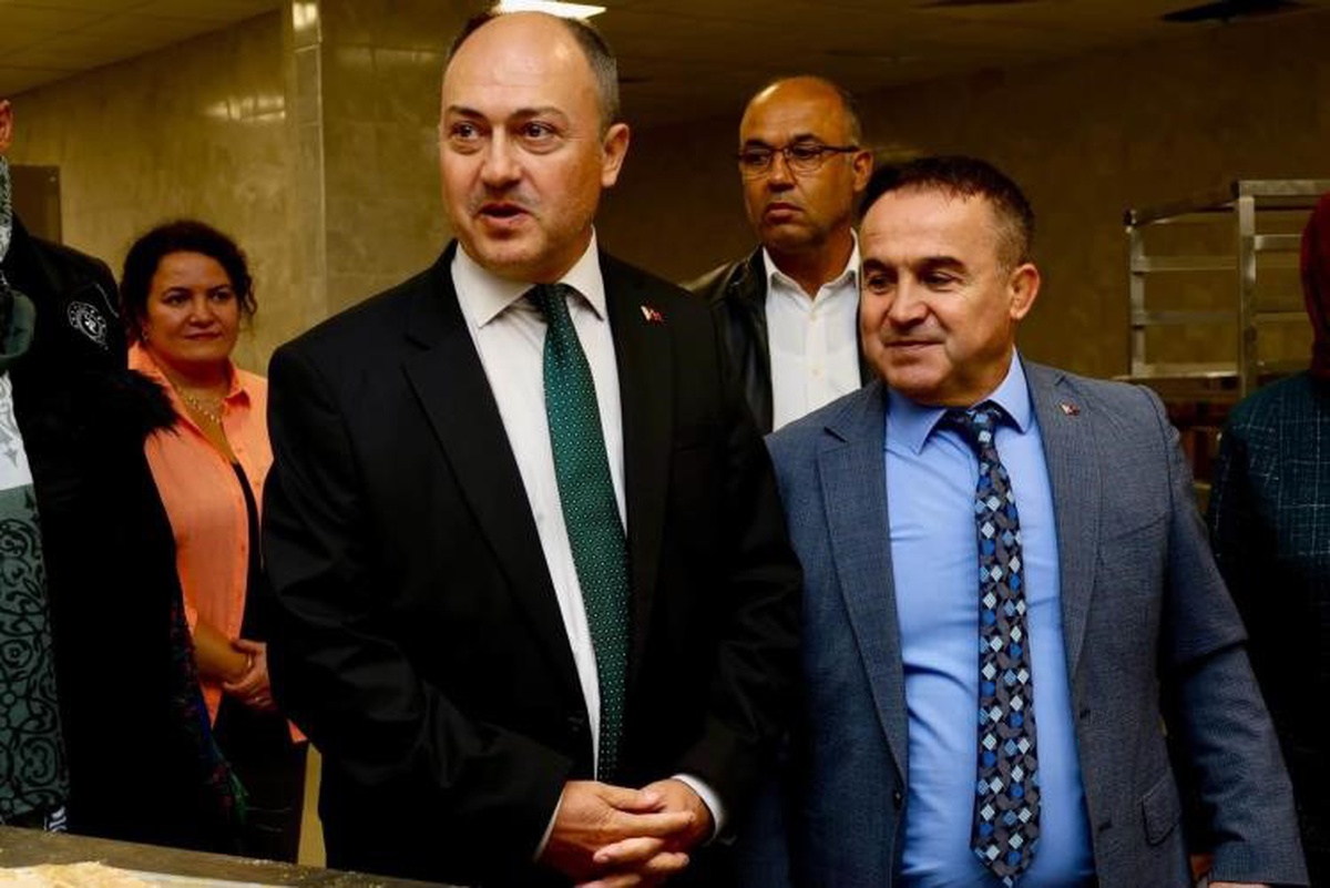 Bilecik'te yeni açılan kız öğrenci yurdu incelendi