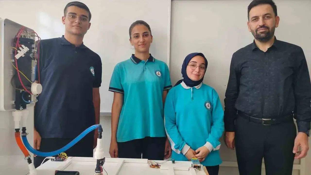 Elazığlı öğrencilerin su tasarrufu projesi dünya finaline kaldı
