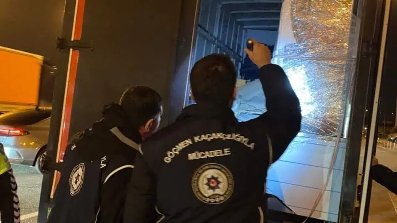 Bursa'da düzensiz göç operasyonunda 10 yabancı uyruklu yakalandı