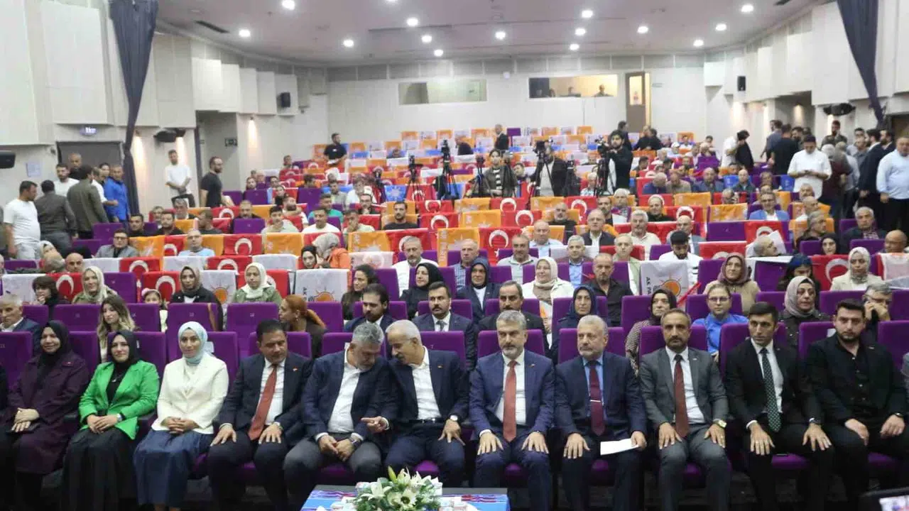 Bakan Uraloğlu Kalkınma Yolu Projesi imza sürecindeki krizi açıkladı