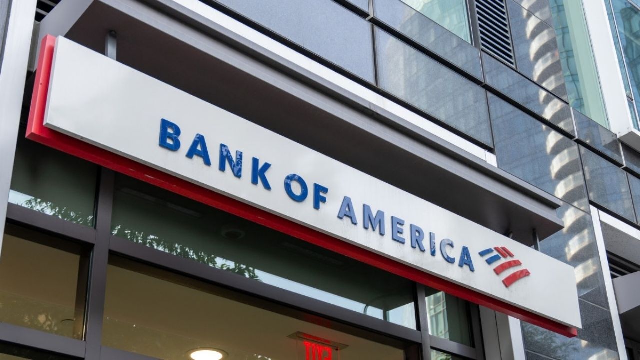Bank of America iki şirketteki pay oranını yüzde 3'ün altına düşürdü