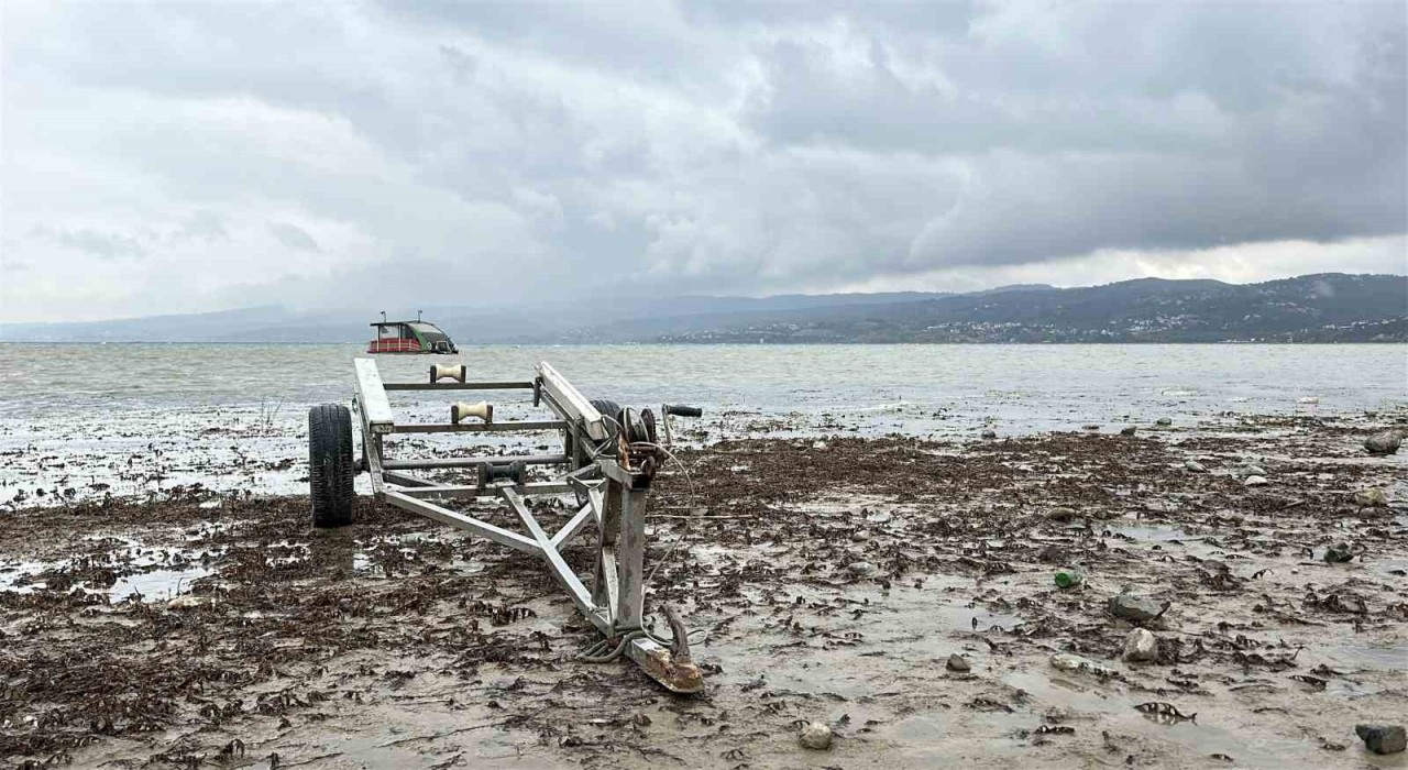 Sapanca Gölü'ndeki su seviyesi yağışlara rağmen 29.56 metreye geriledi