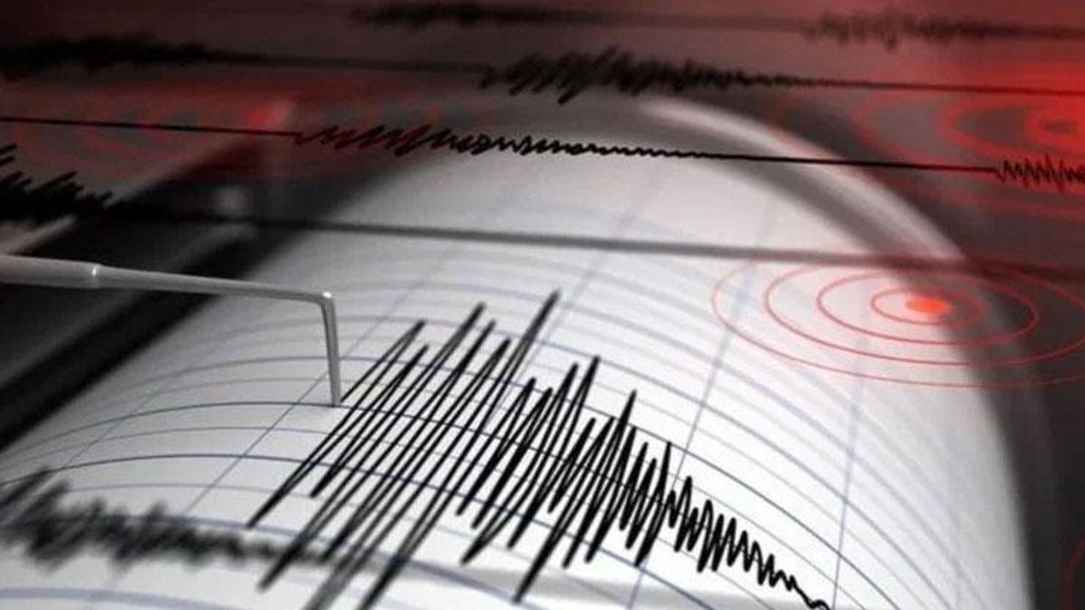 Romanya'nın başkenti Bükreş 4,3 büyüklüğündeki depremle sarsıldı
