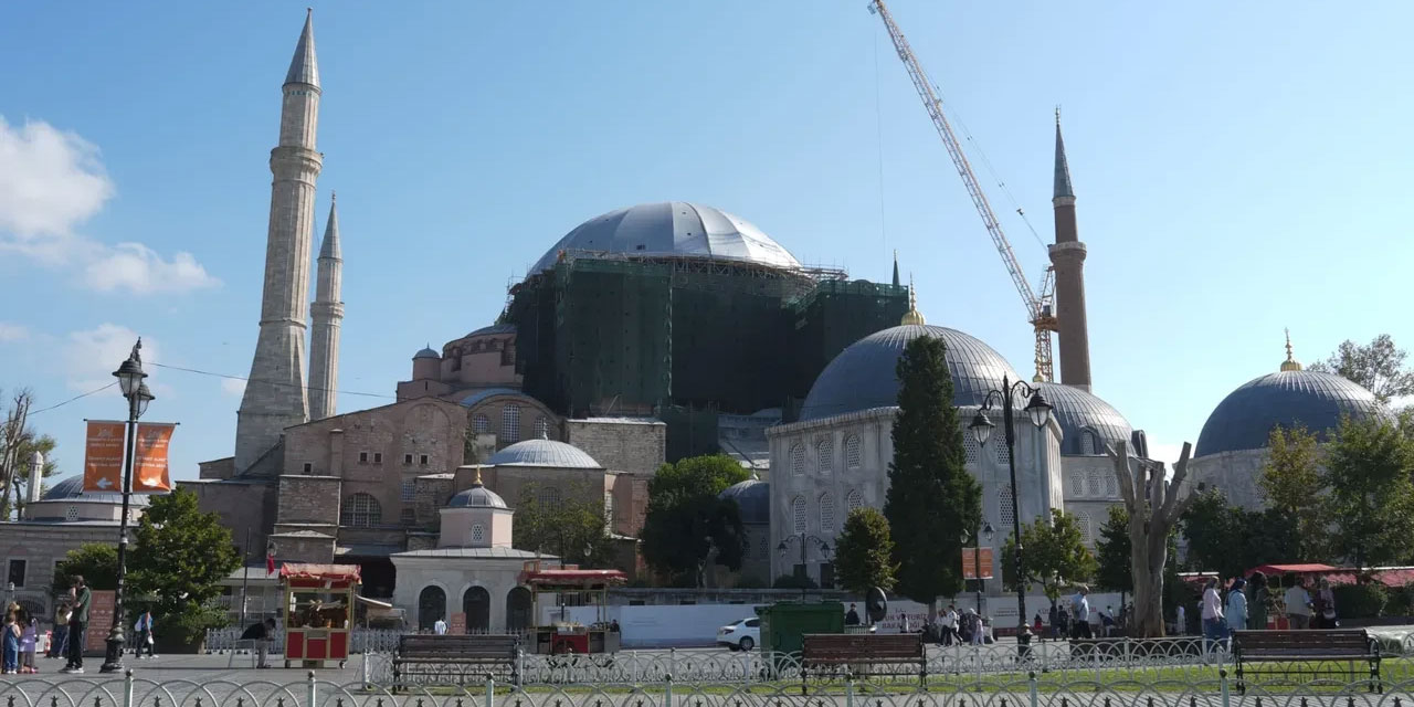 Ayasofya-i Kebir Camii Şerifi'nde kapsamlı restorasyon çalışmaları sürüyor