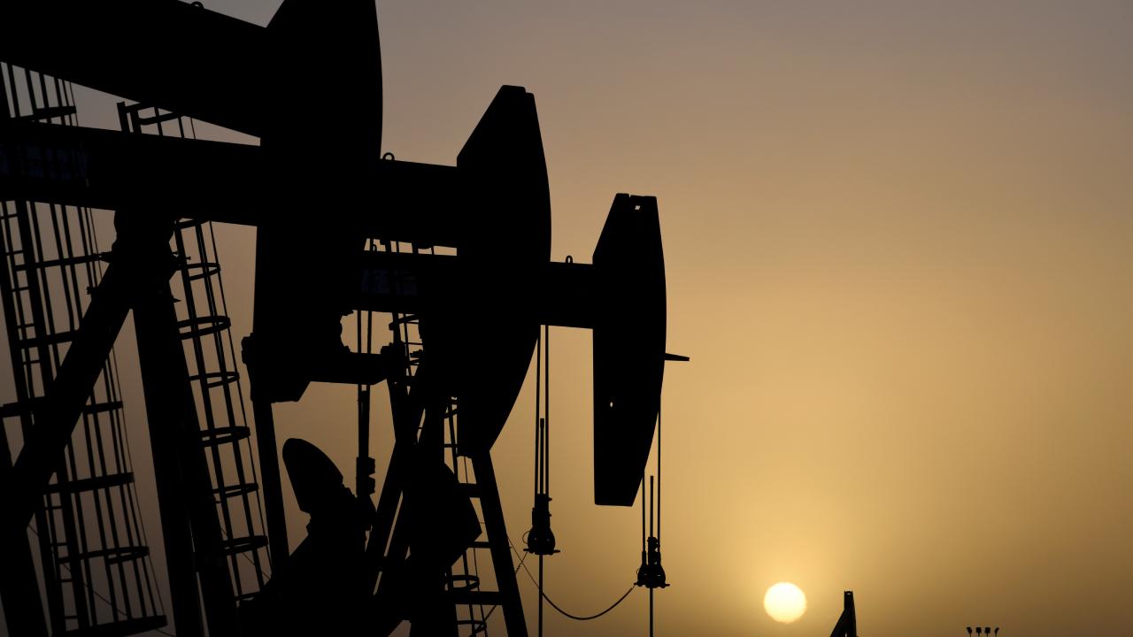 İran'ın Hürmüz Boğazı'nı açma teklifi petrol fiyatlarını düşürdü