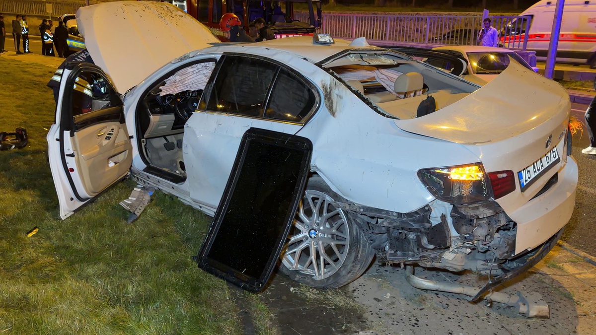 Erzurum Palandöken'de otomobilin takla atması sonucu 4 kişi yaralandı