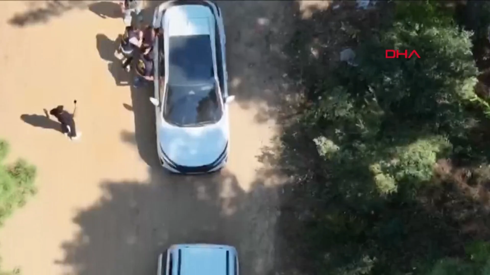 Sancaktepe'de dron destekli denetimde uyuşturucu sahibi ve firari yakalandı