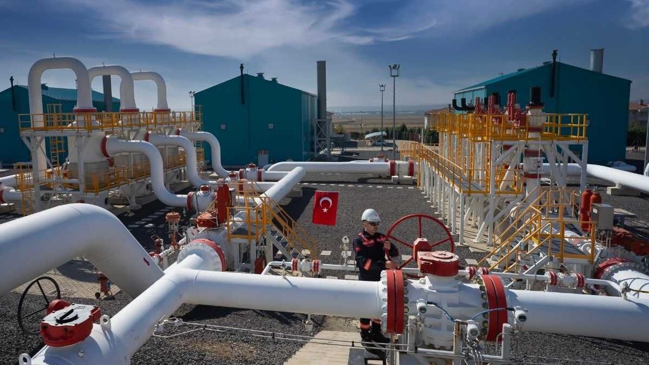 Türkiye'nin doğal gaz şebeke uzunluğu 257 bin 522 kilometreye ulaştı