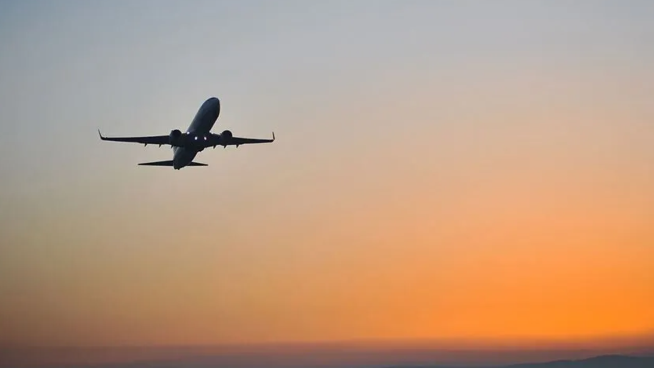 İsrail Ulaştırma Bakanı Flydubai uçuşlarının askıya alınmasını istedi
