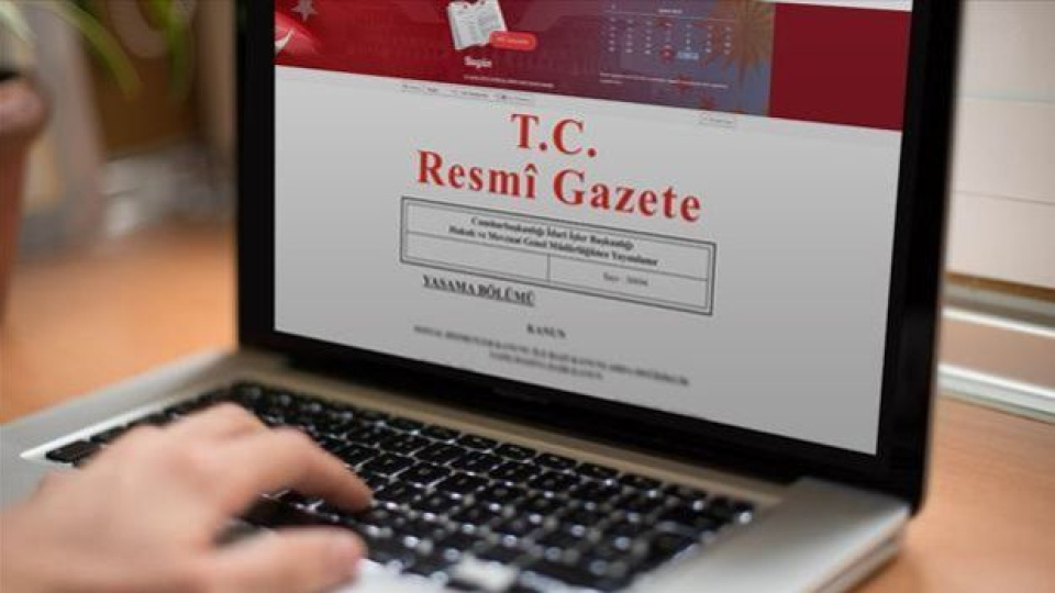 Resmi Gazete'de üniversite yönetmelikleri ve borçlanma senetleri yayımlandı