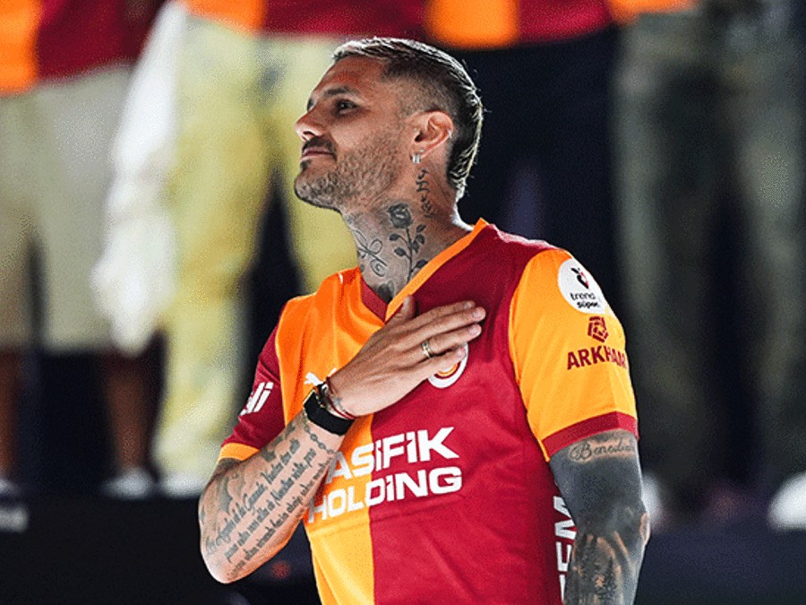 Mauro Icardi transfer tekliflerini reddettiğini ve İtalya'ya dönmek istediğini açıkladı