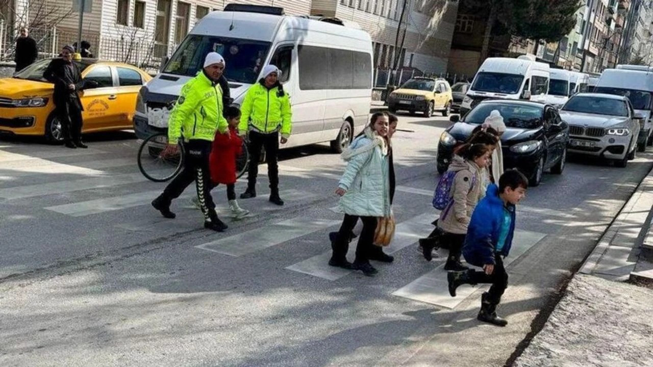 İstanbul'da yeni eğitim yılı için ulaşım ve trafik eylem planı açıklandı