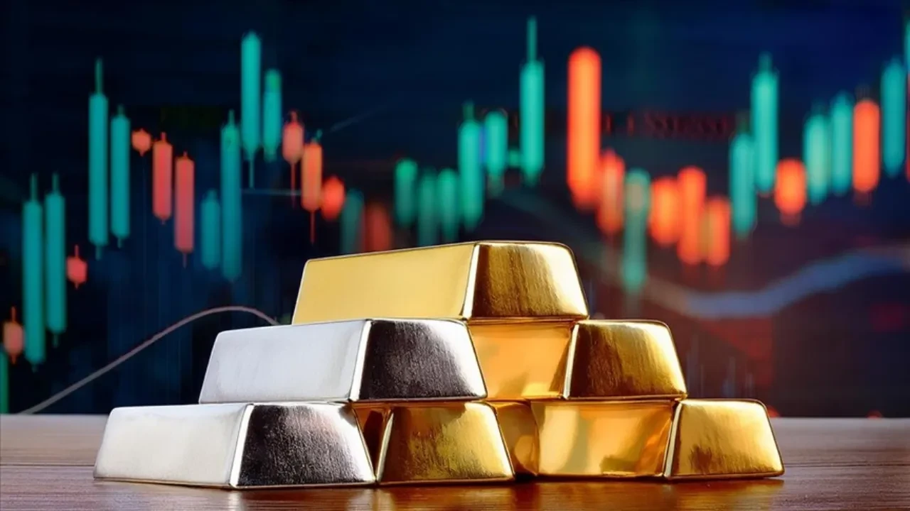 UBS gümüş fiyatının Eylül 2027'de 80 dolara ulaşacağını öngördü