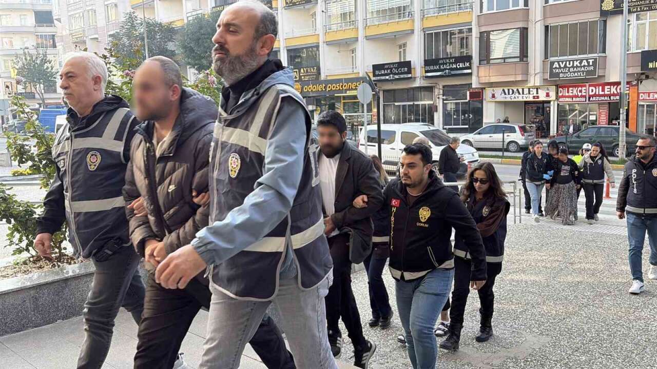 Çorum'da sanayi ve inşaatlardan hırsızlık yapan 9 şüpheli tutuklandı